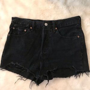 Levi 501 High Waist Ditressed Black Shorts